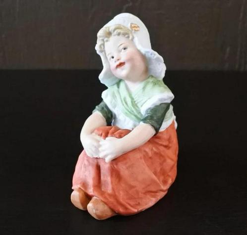Antiek Gebruder Heubach Nederlands meisje porselein 1900, Antiek en Kunst, Kunst | Beelden en Houtsnijwerken, Ophalen of Verzenden
