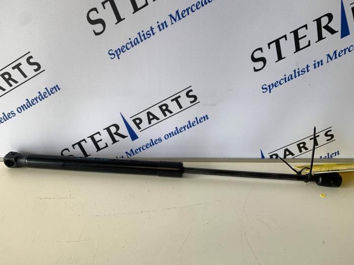 Gasdemper links-achter van een Mercedes SL, Auto-onderdelen, Carrosserie, Mercedes-Benz, Gebruikt, 3 maanden garantie, Ophalen of Verzenden