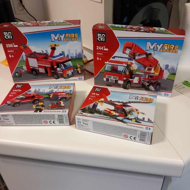 Blocki Bouwdozen Brandweer NIEUW (4 stuks), Kinderen en Baby's, Speelgoed | Duplo en Lego, Nieuw, Lego, Complete set, Ophalen of Verzenden