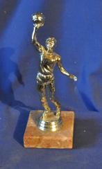 trophée pour basketball, Sport en Fitness, Basketbal, Ophalen of Verzenden, Zo goed als nieuw, Overige typen