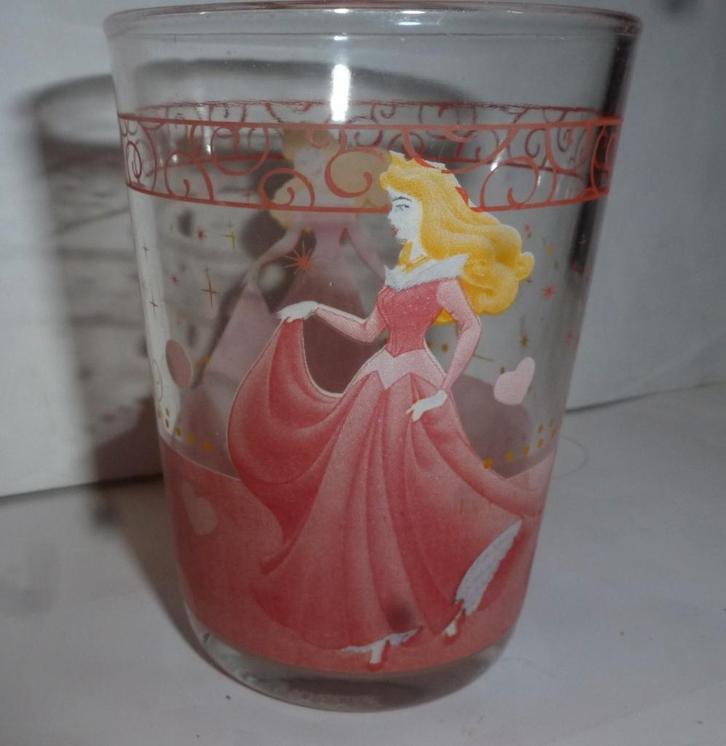 glas Doornroosje Disney, Verzamelen, Disney, Zo goed als nieuw, Servies, Sneeuwwitje of Doornroosje, Ophalen of Verzenden