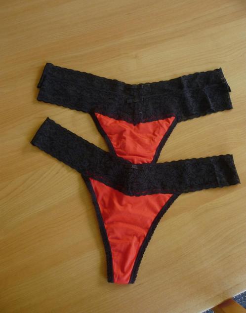 Set van 3 zwarte kanten strings met rood satijn Maat L, Kleding | Dames, Ondergoed en Lingerie, Rood, Ophalen of Verzenden
