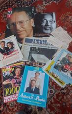 Oude krantenknipsels, Ophalen, Gebruikt, Tijdschrift of Boek