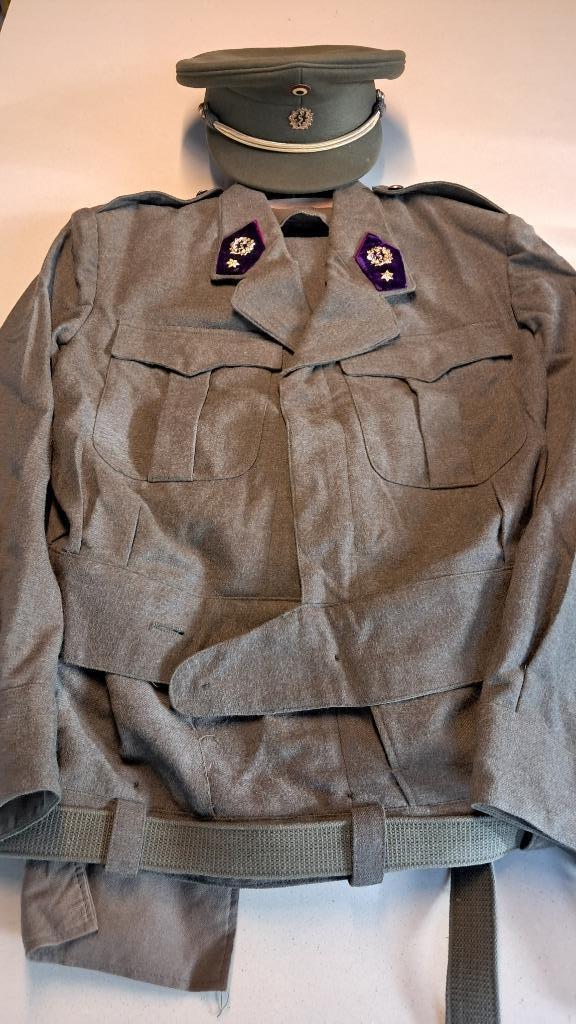 BELGIQUE - ABL - UNIFORME SOUS LIEUTENANT DENTISTE - 1967, Verzamelen, Militaria | Algemeen, Landmacht, Kleding of Schoenen, Ophalen of Verzenden