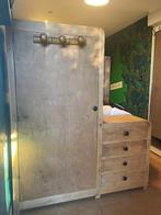 armoire placard angles ronds, Ophalen, Gebruikt, Met hangruimte, Eikenhout