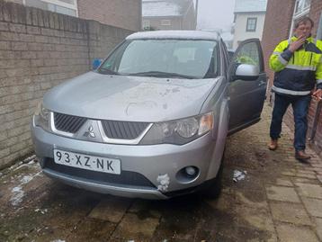 Ik verkop mijn mitsubishi outlander 2.0 diesel, Auto's, Mitsubishi, Outlander, Diesel, Particulier, Te koop
