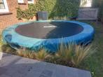Trampoline, Ophalen, Zo goed als nieuw