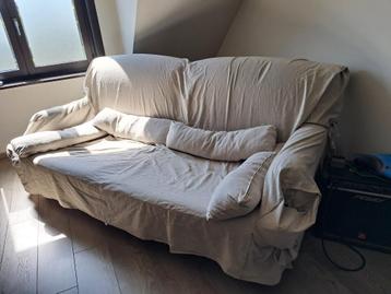 Gezellige zetel/sofa met nieuwe hoes  beschikbaar voor biedingen