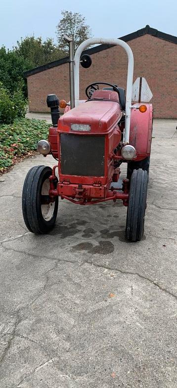 Renault tractor, Zakelijke goederen, Ophalen, Renault