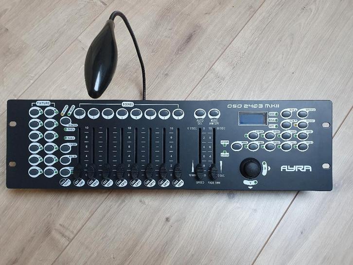 AYRA OSO 240B MKII DMX lichtsturing, Musique & Instruments, Lumières & Lasers, Comme neuf, Autres types, Enlèvement ou Envoi