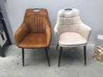 (213) NIEUWE trendy stoelen in beige of cognac kleur, Huis en Inrichting, Nieuw, Ophalen