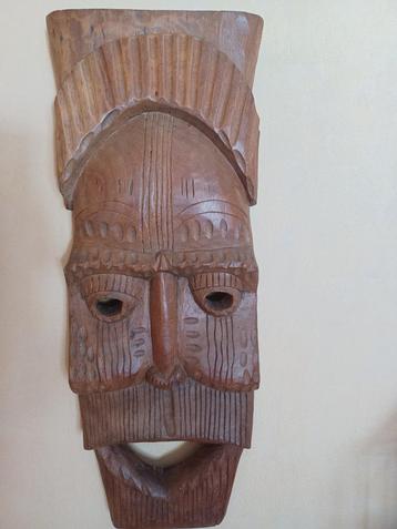 houten  masker beschikbaar voor biedingen