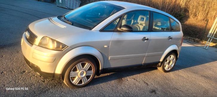 AUDI A2 +1.4TDI +CTOK +DEMANDE D'IMMATRICULATION À 1499EU, Autos, Audi, Entreprise, A2, ABS, Airbags, Air conditionné, Alarme