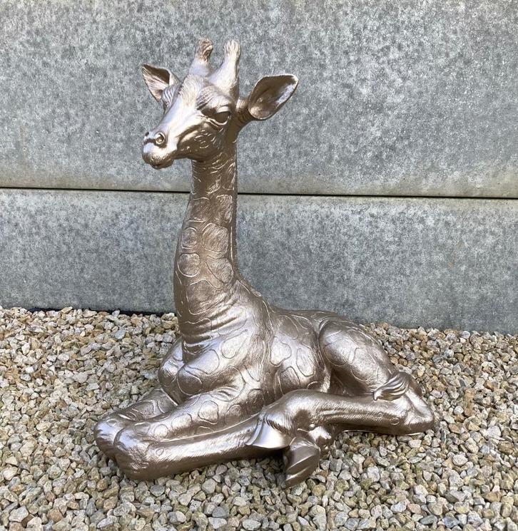 Beeld giraf zittend H60 cm, Verzamelen, Beelden en Beeldjes, Nieuw, Dier, Ophalen