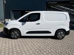 Citroën Berlingo Benzine - Lichte vracht/3 plaatsen/trekhaa, Auto's, Citroën, Voorwielaandrijving, 4 deurs, Stof, Gebruikt