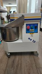 Deegkneder MX10/1V – 8kg | Met gemonteerde wielen, 4 liter of meer, Ophalen, Zo goed als nieuw, 1 snelheid