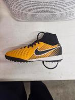 Te koop splinternieuwe nike magista kunstgras schoenen, Enlèvement