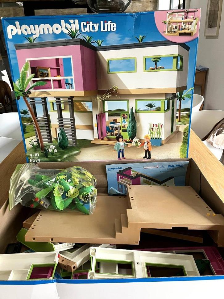 Playmobil Moderne luxe villa - 5574, Kinderen en Baby's, Speelgoed | Playmobil, Zo goed als nieuw, Complete set, Ophalen of Verzenden