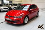 Volkswagen Golf 1.0 TSI Life - NAVI / SMARTLINK / ACC / PDC, Voorwielaandrijving, Stof, Gebruikt, Euro 6