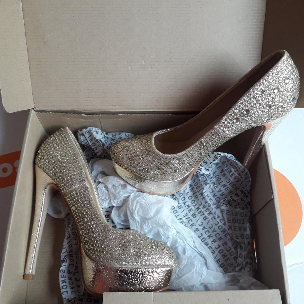 pumps, Pumps, Verzenden, Beige, Zo goed als nieuw
