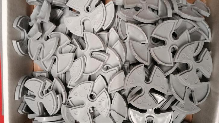 Calle d'écartement 1 et 4mm pour bardage 1100 pces, Bricolage & Construction, Quincaillerie & Fixations, Neuf, Enlèvement