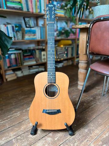 Baby Taylor akoestische 3/4 of reis gitaar, Muziek en Instrumenten, Ophalen, Zo goed als nieuw, Western- of Steelstringgitaar
