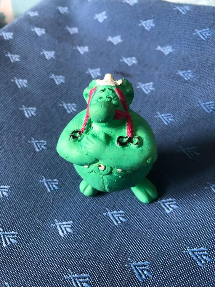 Asterixfiguur Obelix gum Kitty Bitties 1969 TBE, Verzamelen, Stripfiguren, Gebruikt, Beeldje of Figuurtje, Asterix en Obelix, Verzenden