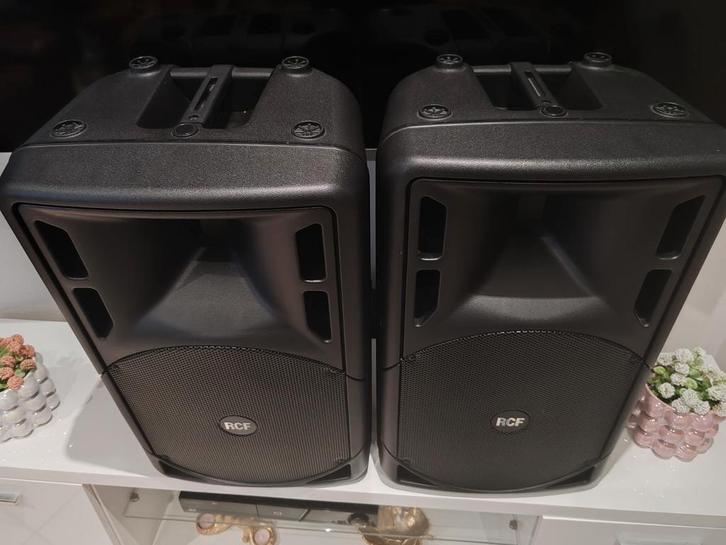 Originele  RCF ART 315A MK3., Muziek en Instrumenten, Versterkers | Keyboard, Monitor en PA, Zo goed als nieuw, P.A., Ophalen