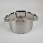 Iittala Tools Kookpan ø 22 cm 4L RVS, Huis en Inrichting, Keuken | Potten en Pannen, Inox, Zo goed als nieuw, Keramische plaat