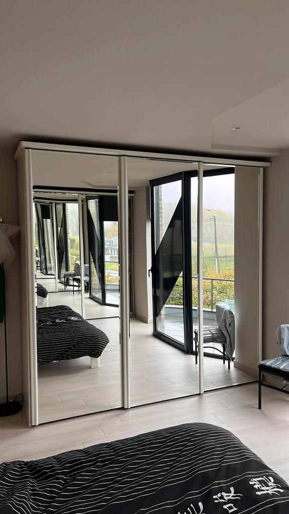 Stevige grote Wandkast met schuifdeuren spiegels, Antiek en Kunst, Antiek | Meubels | Kasten, Ophalen