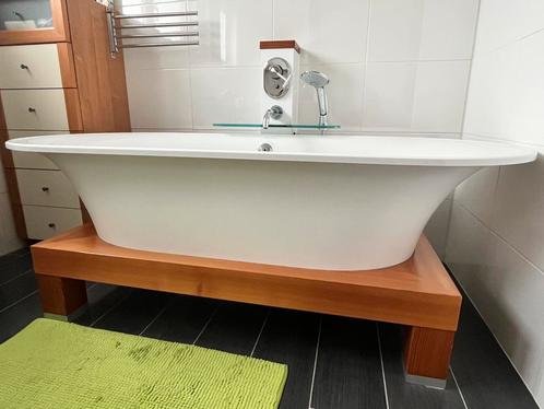 Vrijstaand ligbad van Villeroy & Boch incl. kraanwerk+sifon, Huis en Inrichting, Badkamer | Complete badkamers, Zo goed als nieuw