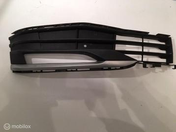 Bumperrooster linksvoor BMW 5-serie G30 ('17-'18) 7385261 beschikbaar voor biedingen