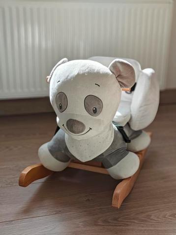 Nattou schommelpaard beschikbaar voor biedingen