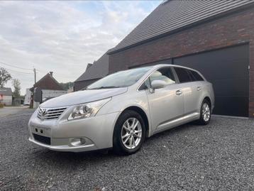 Toyota Avensis 1.8 benzine,Camera , Navigatie, Cruise Contro beschikbaar voor biedingen