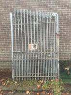 Smeedijzeren hekken, Ophalen, Zo goed als nieuw