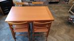 Table de salle à manger en bois avec 4 chaises, Maison & Meubles, Tables | Tables à manger, 100 à 150 cm, Quatre personnes, Vintage