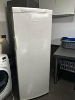 Diepvrieskast Electrolux, Elektronische apparatuur, Vriezers en Diepvrieskisten, Gebruikt, 160 cm of meer, Ophalen, Vrieskast