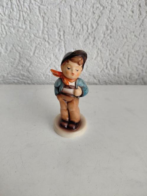 Hummel 560, Antiek en Kunst, Curiosa en Brocante, Ophalen of Verzenden