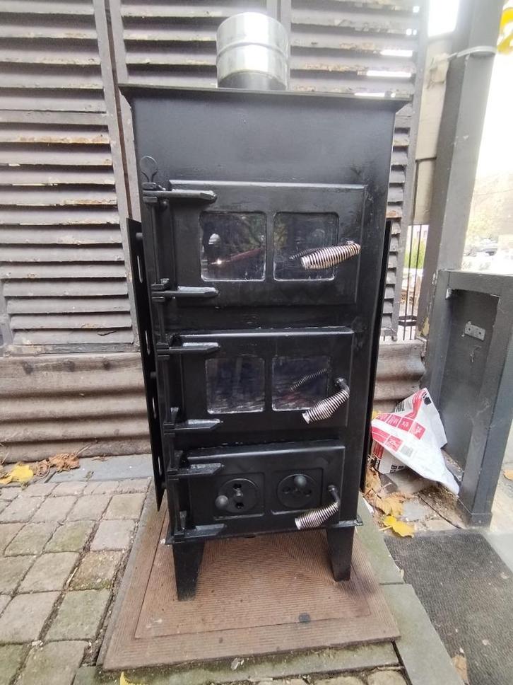 Houtkachel Zwart, Huis en Inrichting, Kachels, Zo goed als nieuw, Vrijstaand, Houtkachel, Hout, Ophalen