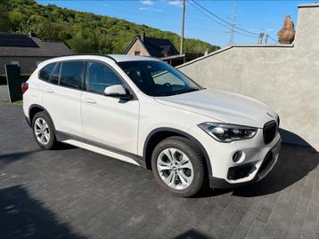 BMW X1 f48 xdrive 18d xline 93000km, Autos, X1, Carnet d'entretien, Noir, 5 portes