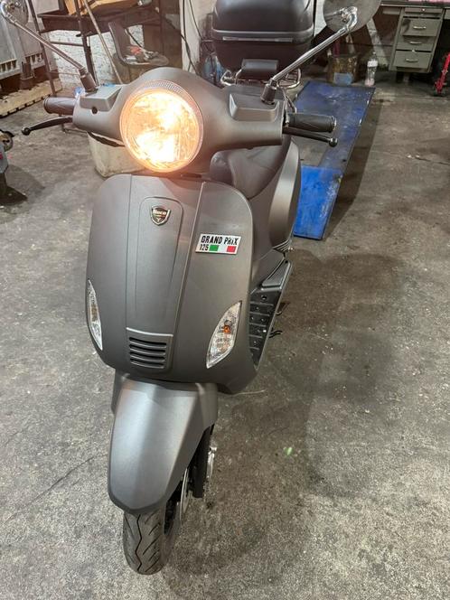 NECO AZZURO 125CC 2020 5700 KM ALS NIEUW 975€!, Fietsen en Brommers, Scooters | Overige merken, Zo goed als nieuw, Benzine, Ophalen