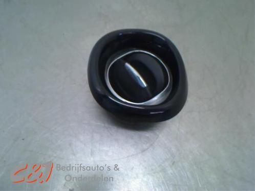 Luchtrooster Dashboard van een Opel Vivaro, Auto-onderdelen, Dashboard en Schakelaars, Opel, Gebruikt, 3 maanden garantie, Ophalen of Verzenden