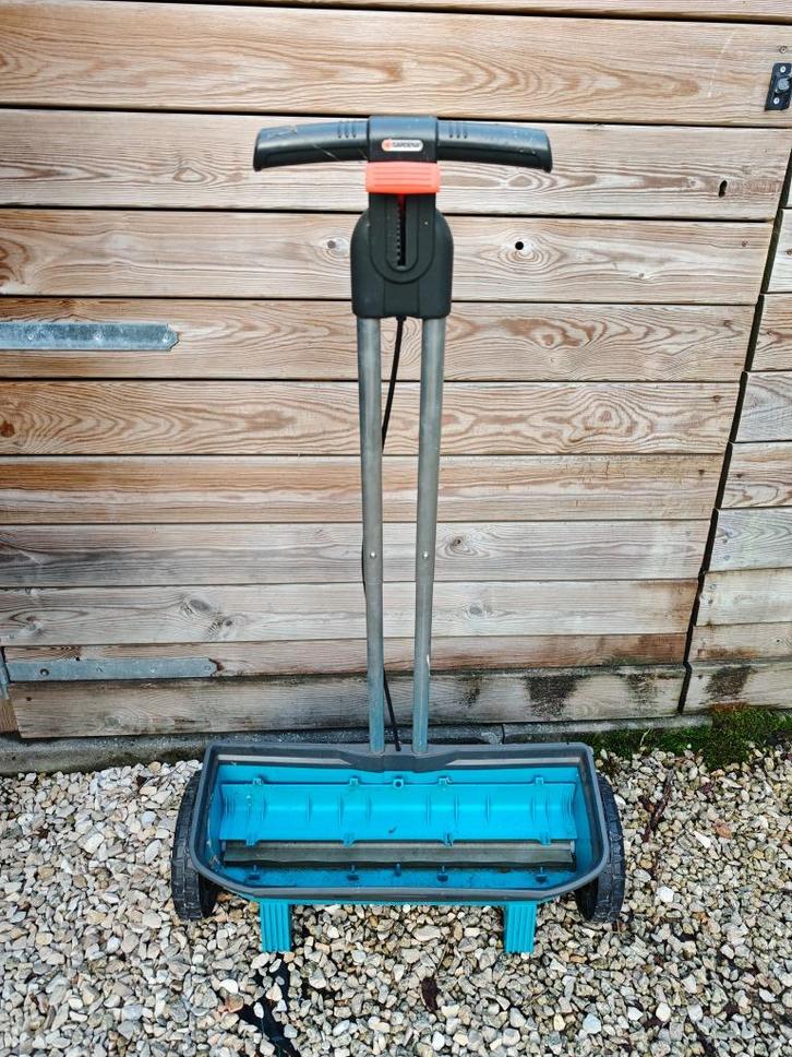 Gardena zaaiwagentje, Tuin en Terras, Gras en Kunstgras, Zo goed als nieuw, Gras, Ophalen