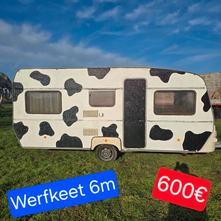 Caravane, poulailler, pâturage pour chevaux, forêt, étang, q, Animaux & Accessoires, Chevaux & Poneys | Semi-remorques & Remorques