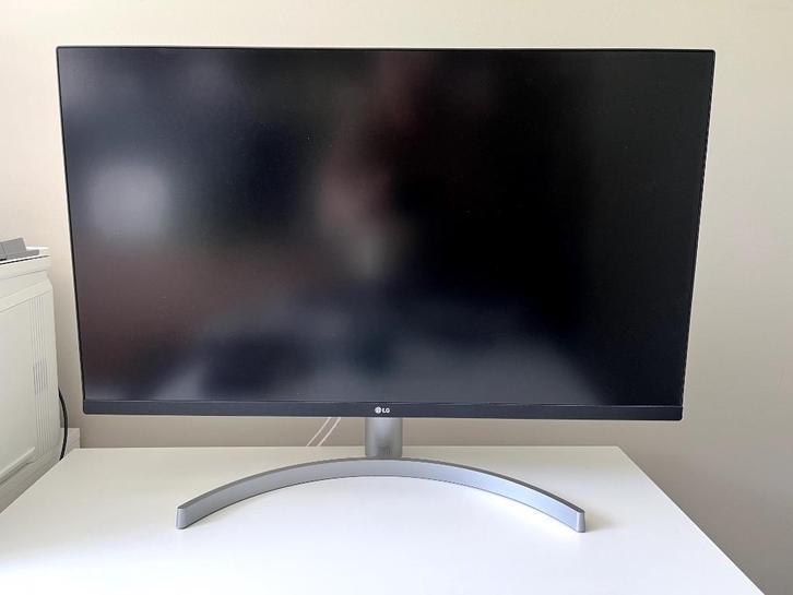 LG UltraFine 32UN650 32″ 4K UHD IPS-monitor, Computers en Software, Monitoren, Zo goed als nieuw, HDMI, Gaming, In hoogte verstelbaar