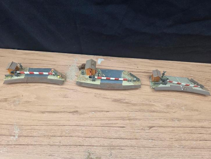 Grote verzameling modelspoor gebouwen & scenery (HO schaal), Hobby en Vrije tijd, Modeltreinen | N-Spoor, Gebruikt, Ophalen
