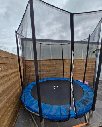 Trampoline diameter 240cm met veiligheidsnet disponible aux enchères