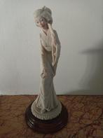 Capodimonte geisha met waaier, Antiek en Kunst, Ophalen of Verzenden