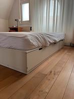 Bed frame en matras te koop, Huis en Inrichting, Ophalen, Gebruikt, Wit, 140 cm