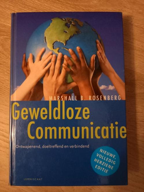 Marshall B. Rosenberg - Geweldloze communicatie, Boeken, Wetenschap, Zo goed als nieuw, Ophalen of Verzenden